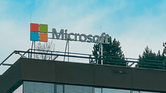 Microsoft đạt mức vốn hóa thị trường cao nhất mọi thời đại so với bất kỳ công ty nào