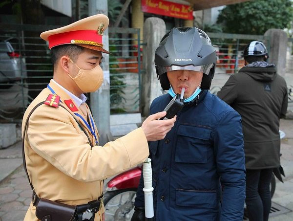 Vi phạm nồng độ cồn tăng đột biến trong ngày mùng 3 Tết