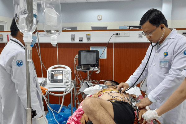 Vụ nghi ngộ độc rượu tại Bạc Liêu khiến 2 người tử vong