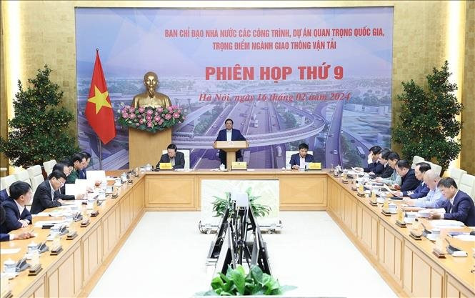 Thủ tướng chủ trì phiên họp đầu năm về các công trình giao thông trọng điểm