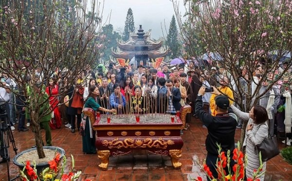 Hà Nội với loạt lễ hội truyền thống lớn đầu xuân