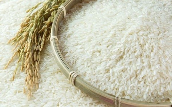 Giá gạo xuất khẩu Việt Nam đột ngột giảm mạnh, mất vị trí cao nhất thế giới