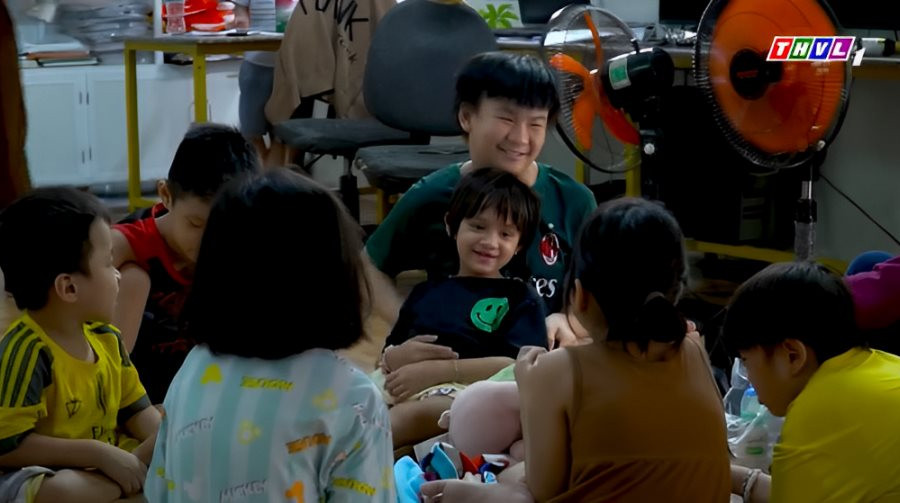 'Hoa đẹp giữa đời thường' và những câu chuyện truyền cảm hứng