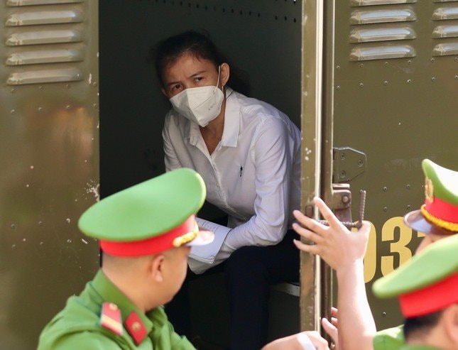 Viện kiểm sát khẳng định đủ cơ sở kết tội bà Đặng Thị Hàn Ni và ông Trần Văn Sỹ