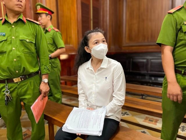 Tòa tuyên phạt bà Hàn Ni 1 năm 6 tháng tù, ông Trần Văn Sỹ 2 năm tù
