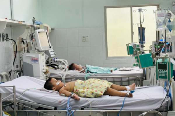 TP.HCM: Bệnh tay chân miệng bất ngờ tăng đột biến