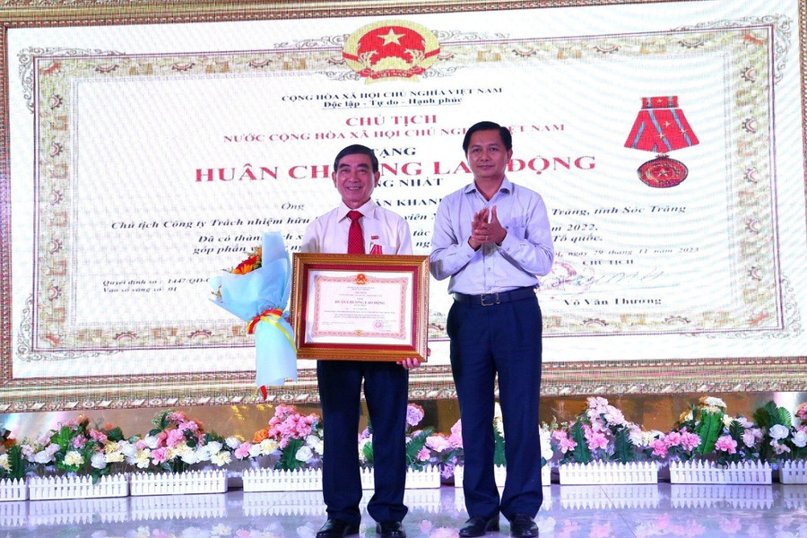 Công ty Xổ số kiến thiết Sóc Trăng nộp ngân sách 1.750 tỉ đồng