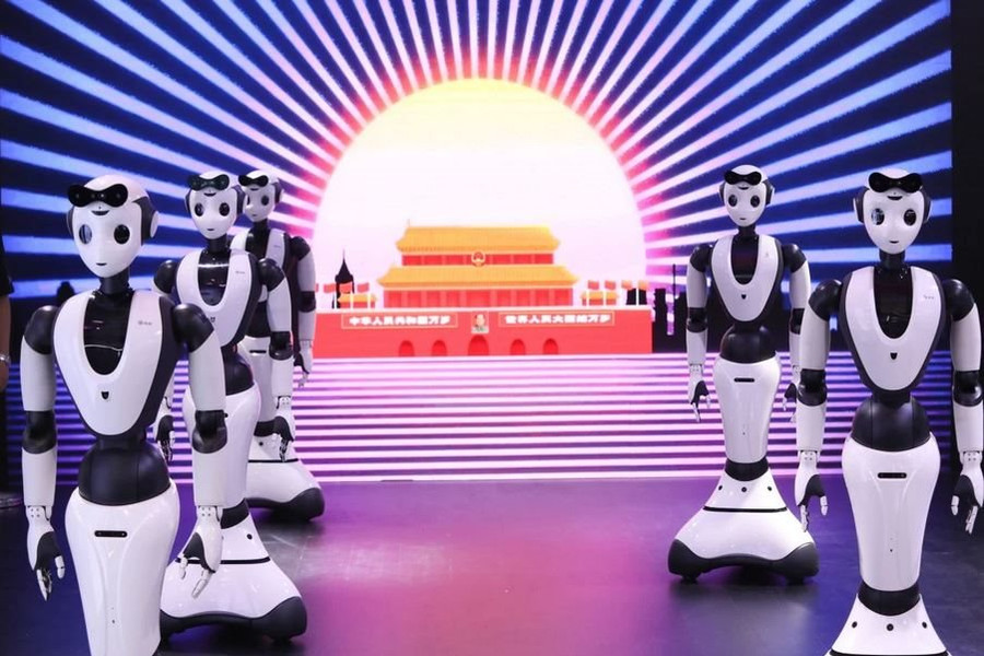 Trung Quốc coi robot hình người là sự đổi mới mang tính đột phá sẽ thúc đẩy tăng trưởng kinh tế