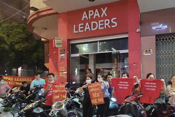 Shark Thủy bị bắt, Apax Leaders ngừng trả lại học phí cho phụ huynh