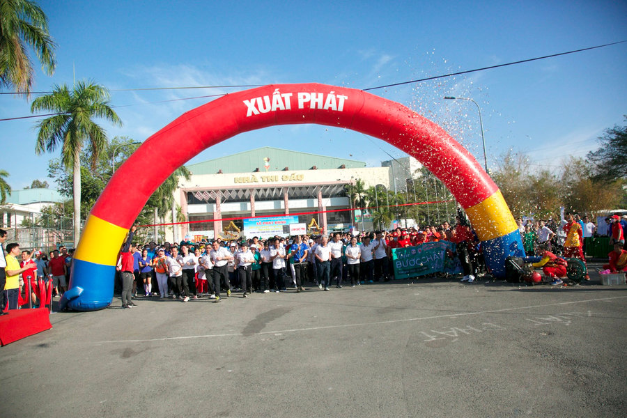Hơn 3.000 VĐV tham gia chạy vì sức khỏe toàn dân tỉnh Đồng Nai