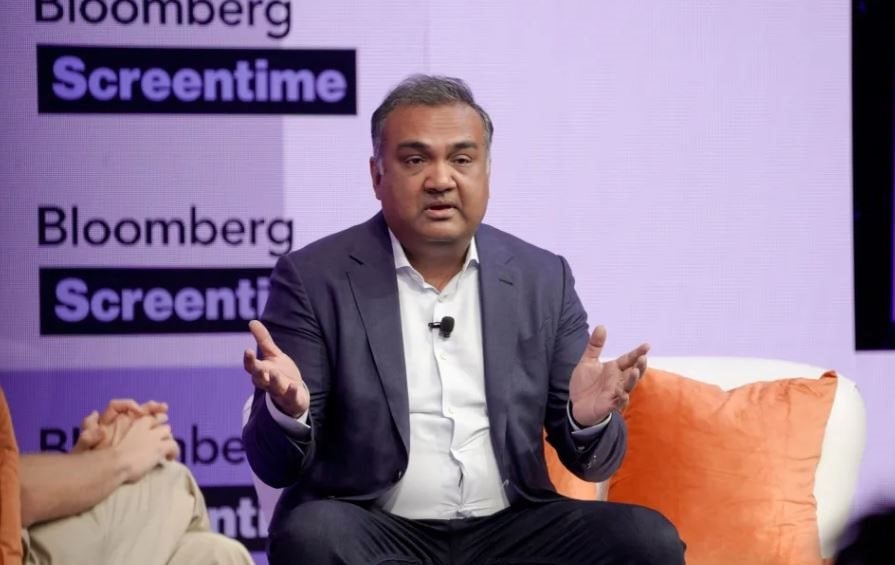 CEO Neal Mohan nói về tin đồn OpenAI đào tạo Sora bằng video trên YouTube, nhắc đến Gemini của Google