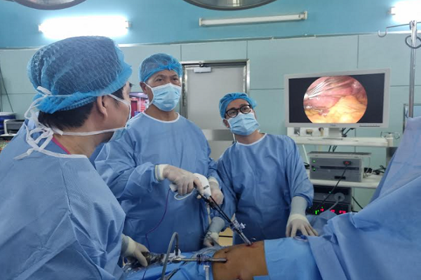 Điều trị nội khoa bệnh trào ngược dạ dày - thực quản lâu ngày gây nhồi máu cơ tim, bệnh thận...