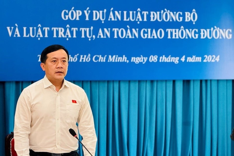 Nhiều ý kiến góp ý cho dự án Luật Trật tự an toàn giao thông đường bộ