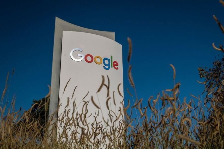 Công ty mẹ Google hướng tới mốc 2.000 tỉ USD khi các nhà đầu tư lạc quan về chiến lược AI
