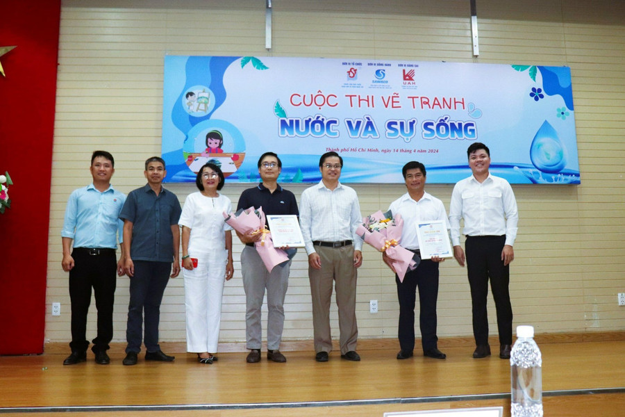 Hơn 600 em học sinh tham gia cuộc thi vẽ tranh chủ đề 'Nước và sự sống'