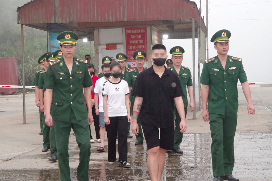 Thêm 5 người bị lừa bán ra nước ngoài được giải cứu