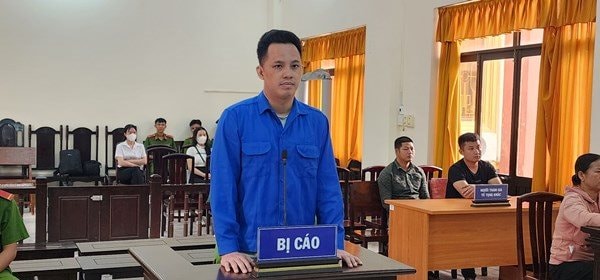 Kiên Giang: Mua bằng lái xe giả trên mạng, chạy ô tô tông chết người