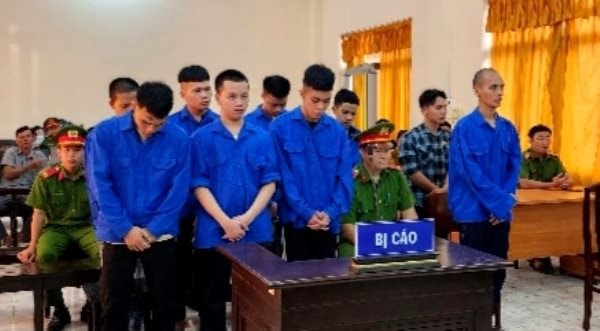 Kiên Giang: Phạt tù 9 người về tội giết người và gây rối trật tự công cộng