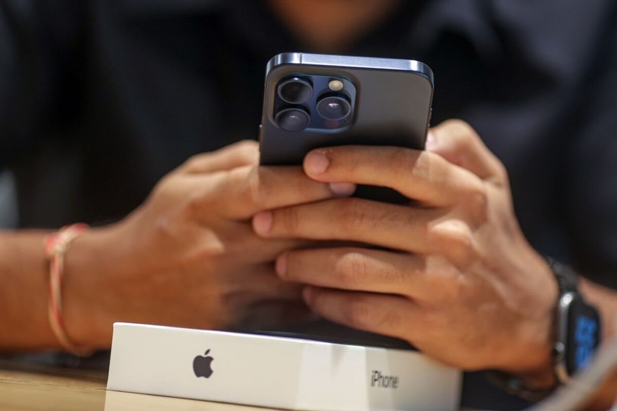 Apple đặt cược vào cơ sở người dùng khổng lồ để giành chiến thắng trong lĩnh vực AI