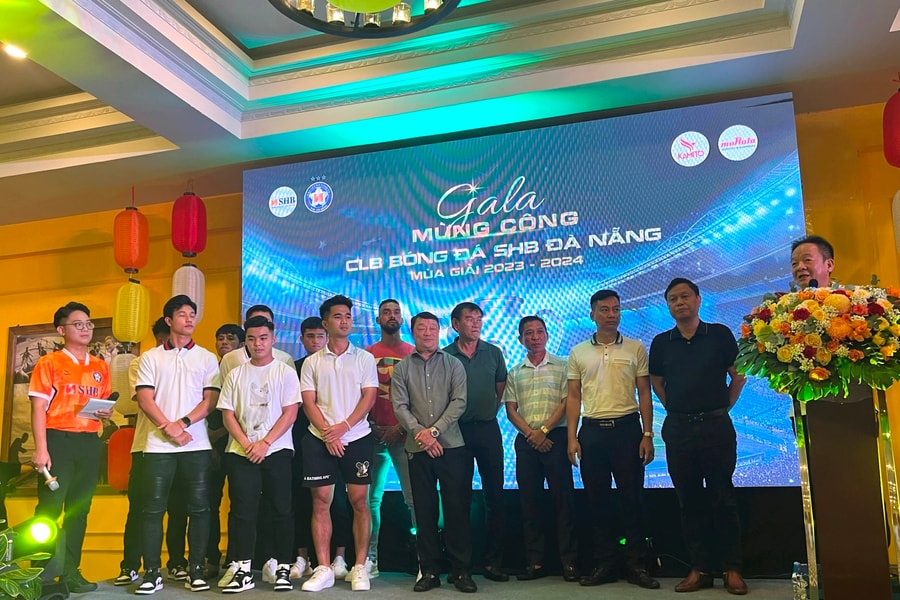 SHB Đà Nẵng lên hạng: Bóng đá thành phố sông Hàn đang sinh sắc, vươn lên