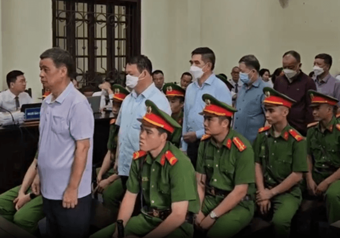 Cựu Bí thư Tỉnh ủy Lào Cai Nguyễn Văn Vịnh lĩnh án 5 năm 6 tháng tù