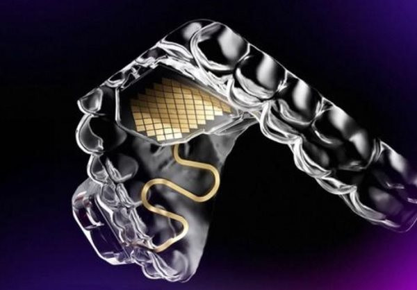 Thiết bị giúp người bị liệt dùng lưỡi điều khiển điện thoại, máy tính