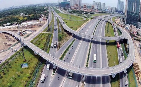 Nhiều bộ, cơ quan trung ương chưa giải ngân được đồng nào