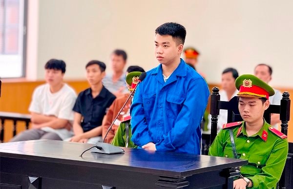 An Giang: Kẻ chém chủ nợ tử vong lãnh án 19 năm tù