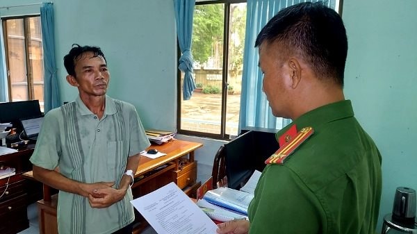 Đồng Tháp: Bắt người đàn ông giết vợ rồi tự tử bất thành