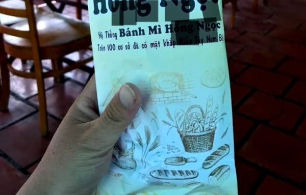 Đồng Tháp: Nhiều công nhân nhập viện sau khi ăn bánh mì