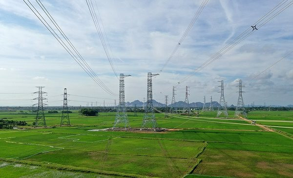 Đóng điện dự án đường dây 500kV mạch 3 cung đoạn Quỳnh Lưu - Thanh Hóa