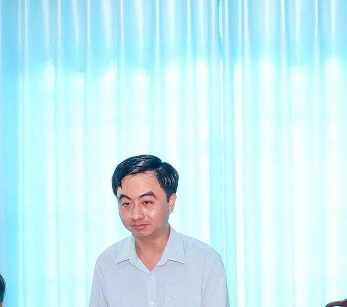 Giám đốc Trung tâm xúc tiến đầu tư Bình Phước quan hệ đồng tính tự nguyện với nam sinh