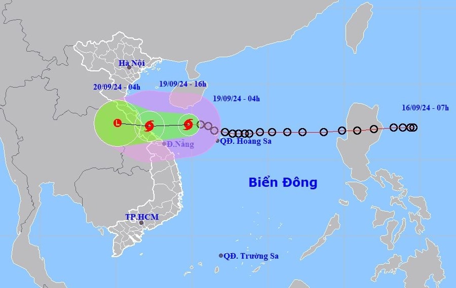 Bão số 4 giật cấp 10, cách Đà Nẵng 200km