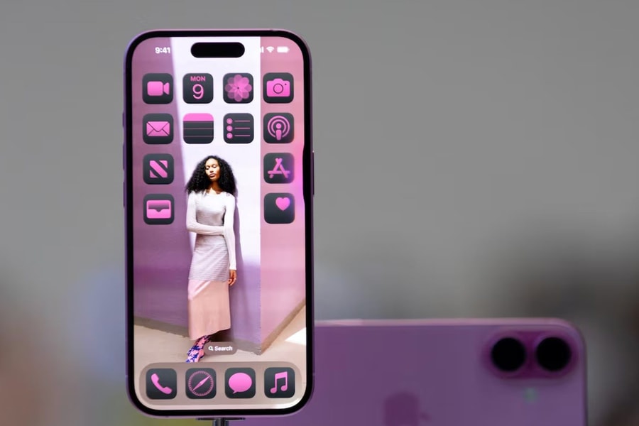 Dòng iPhone 16 được bán ở Nga với giá cao ngất ngưỡng do các nhà cung cấp lách lệnh cấm xuất khẩu của Apple