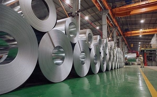 Xuất khẩu thép gặp rào cản, lấy nhu cầu nội địa bù đắp?