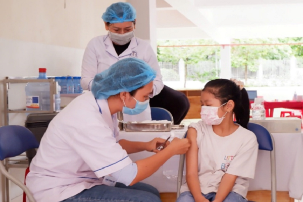 TP.HCM vẫn còn 6 quận, huyện chưa đạt tỷ lệ tiêm vắc xin sởi