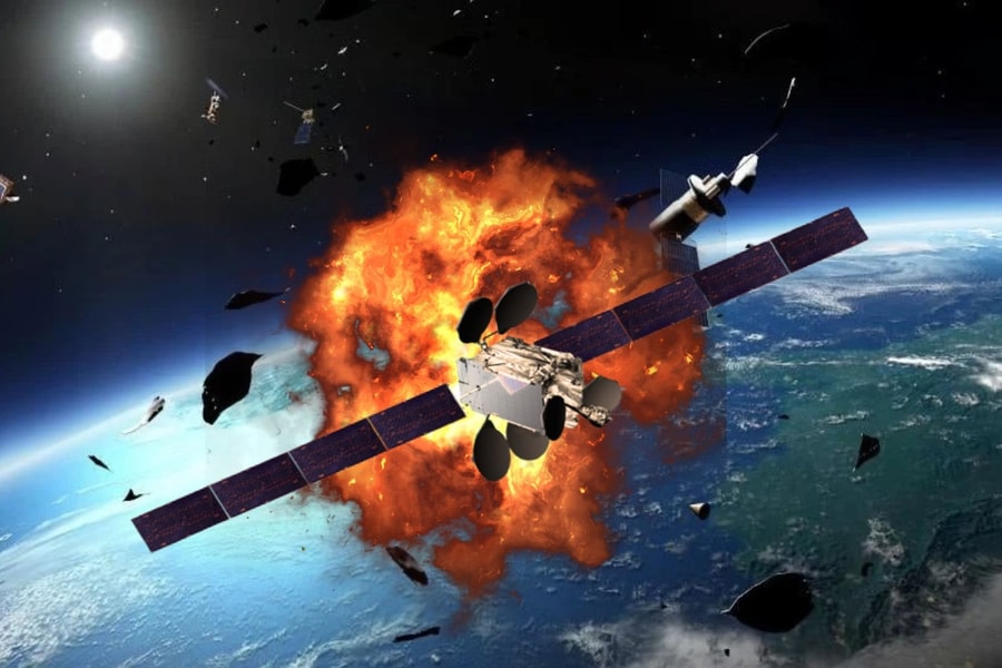 Các vệ tinh Trung Quốc gặp rủi ro khi số lượng mảnh từ vụ vỡ Intelsat 33e của Mỹ tăng lên
