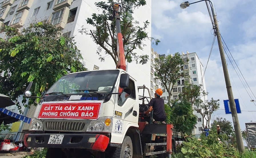 Bão Trà Mi diễn biến phức tạp, cần chủ động ứng phó ở mức cao nhất