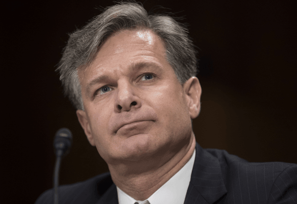 Giám đốc FBI sẽ từ chức trước khi ông Trump nắm quyền