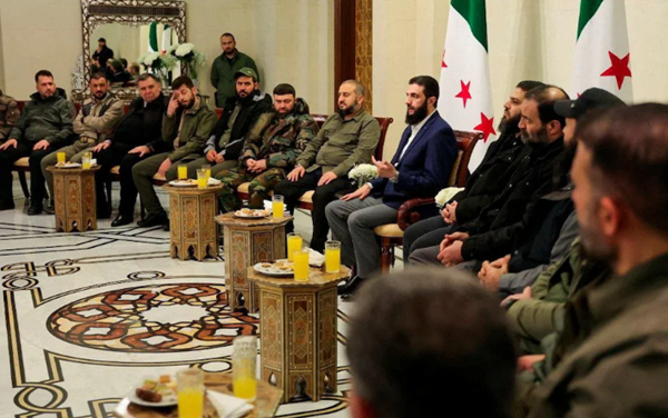Các nhóm vũ trang Syria đồng ý giải tán