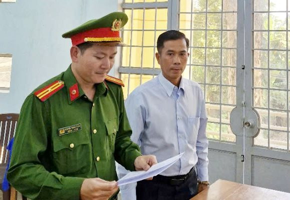 An Giang: Khởi tố nguyên Giám đốc Văn phòng Đăng ký đất đai chi nhánh Châu Phú