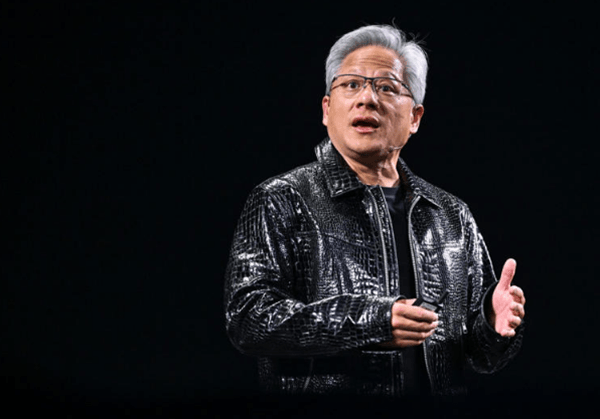 CEO Nvidia khuyên mỗi người nên có một 'gia sư AI'
