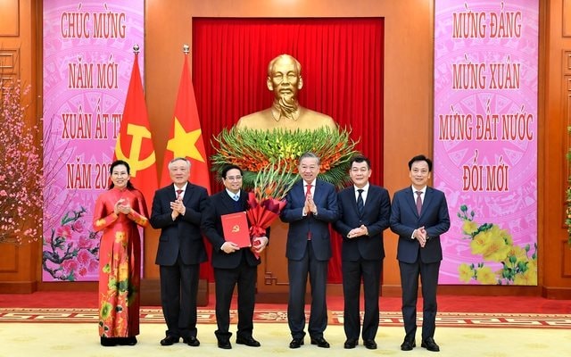 Bộ Chính trị chỉ định nhân sự 4 Đảng bộ trực thuộc Trung ương, Chủ tịch QH Trần Thanh Mẫn giữ chức Bí thư Đảng ủy QH