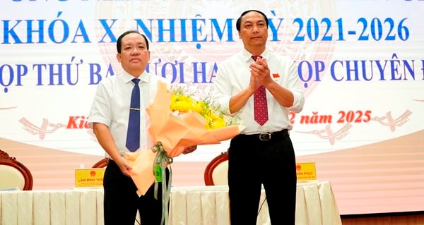 Ông Nguyễn Thanh Phong làm Phó chủ tịch UBND tỉnh Kiên Giang