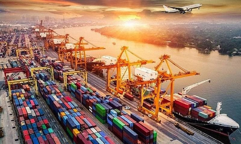 Các ngành phát thải cao tại Việt Nam cần làm gì trước cú sốc thuế carbon EU?