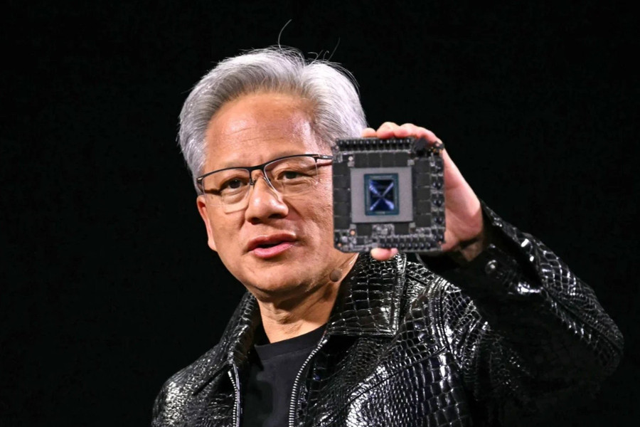 CEO Nvidia lo ngại Huawei, nói mô hình DeepSeek R1 cần nhiều tài nguyên tính toán gấp 100 lần