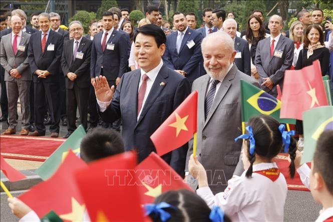 Tổng thống Brazil kết thúc tốt đẹp chuyến thăm Việt Nam cấp nhà nước