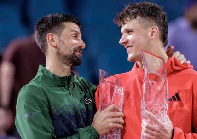Vô địch Miami Open: Ở tuổi 19, Mensik thách thức Sinner, Alcarz