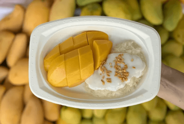 Xôi xoài – món ăn mùa hè được yêu thích ở Thái Lan