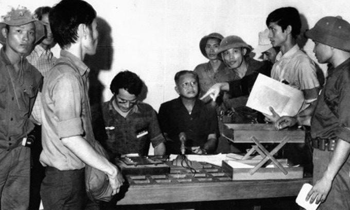 Kỷ niệm 50 năm thống nhất đất nước Kỳ 4: Chính phủ Dương Văn Minh với việc kết thúc chiến tranh